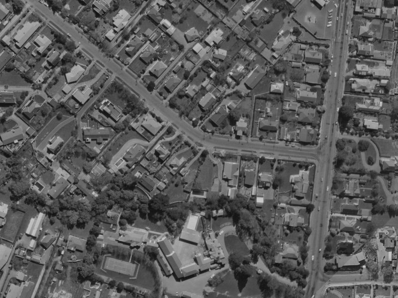 13 Hamilton Avenue from the air, 1970-1974