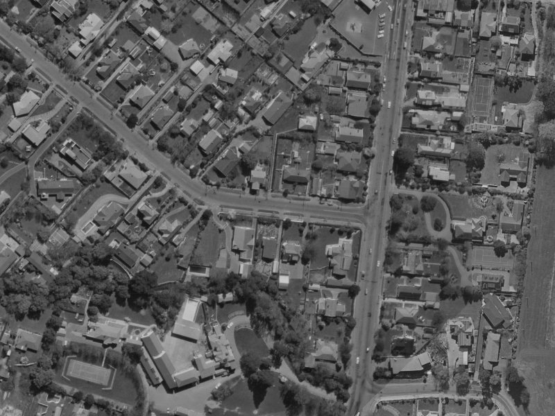 7 Hamilton Avenue from the air, 1970-1974