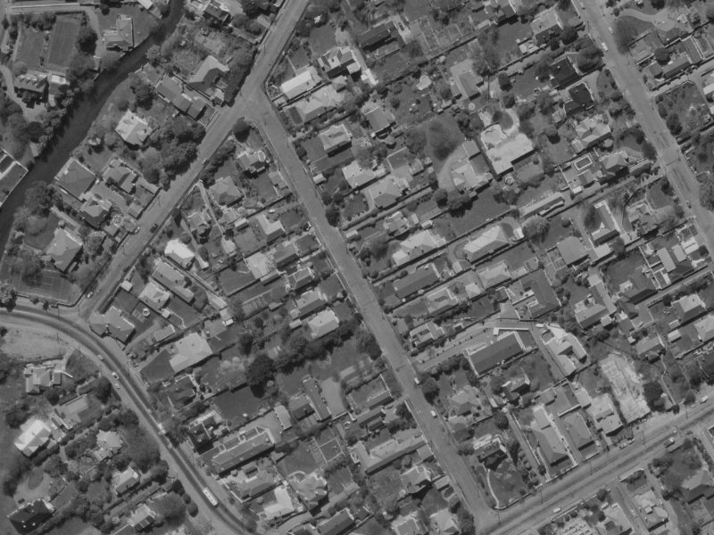 18 Queens Avenue from the air, 1970-1974