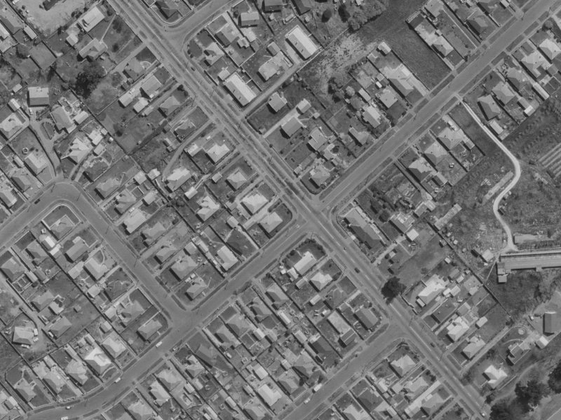 366 Breezes Road from the air, 1970-1974