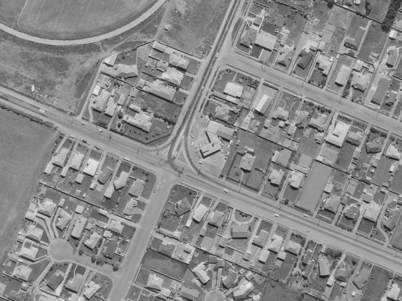 4 Russley Road from the air, 1970-1974