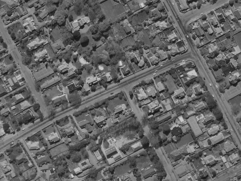 37 Holmwood Road from the air, 1970-1974