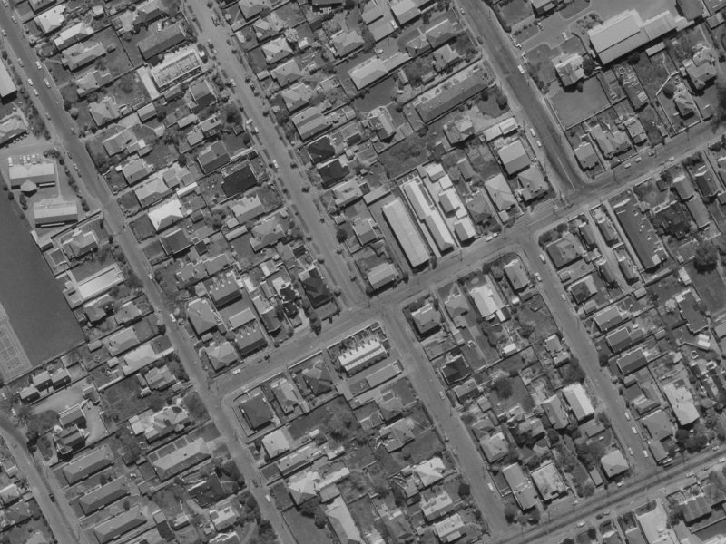 2 Clissold Street from the air, 1970-1974