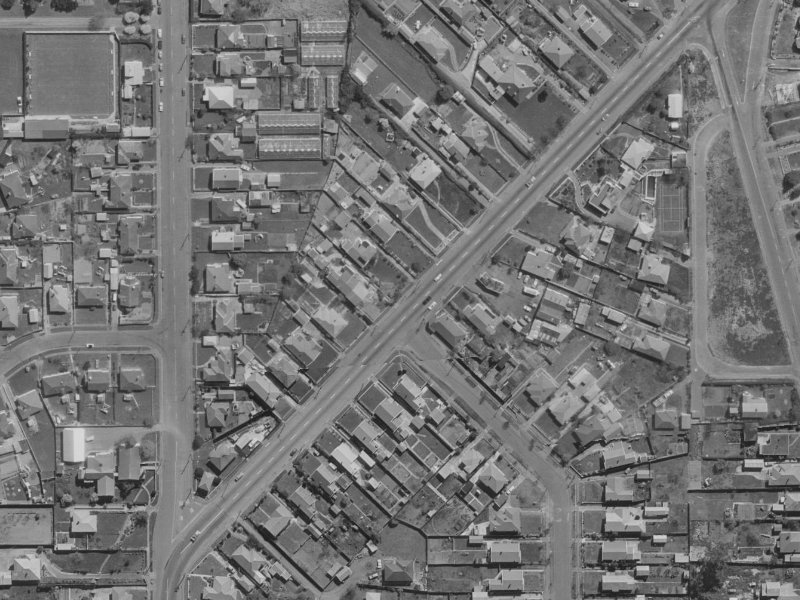 24-20 Wainoni Road from the air, 1970-1974