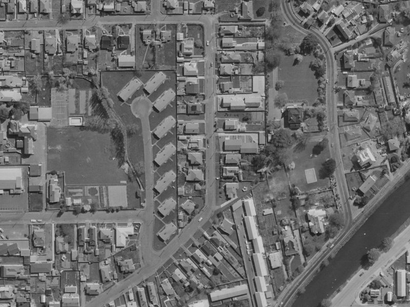 65 Vogel Street from the air, 1970-1974