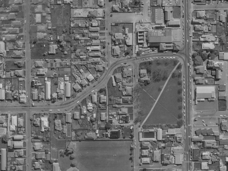 66D London Street from the air, 1970-1974