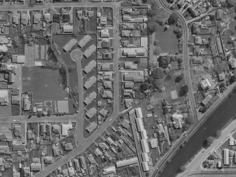 68 Vogel Street from the air, 1970-1974