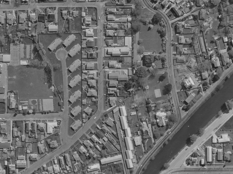 66 Vogel Street from the air, 1970-1974