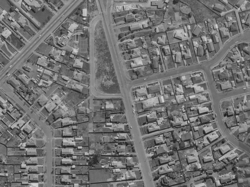 29 Cuffs Road from the air, 1970-1974