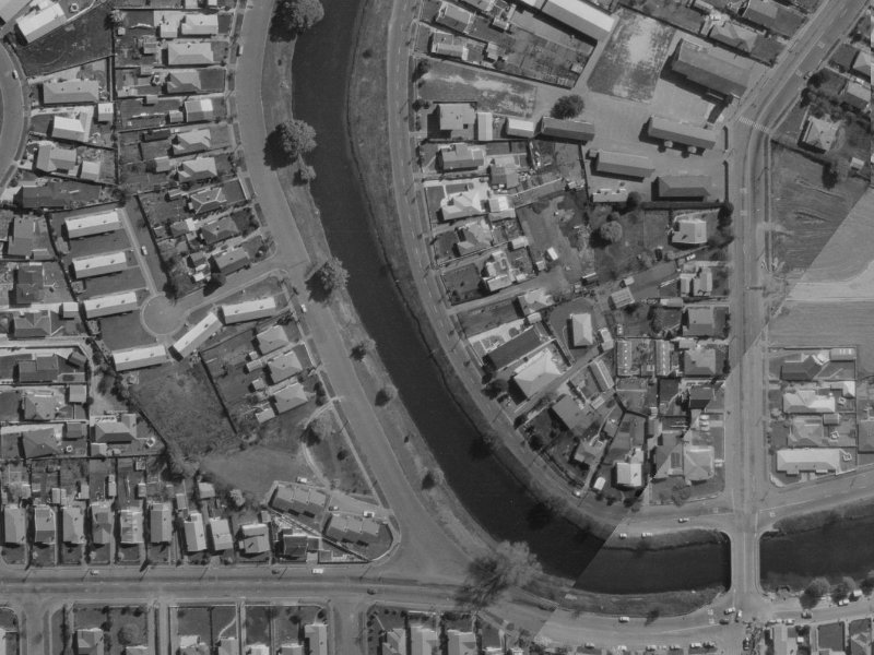 8 Dallington Terrace from the air, 1970-1974