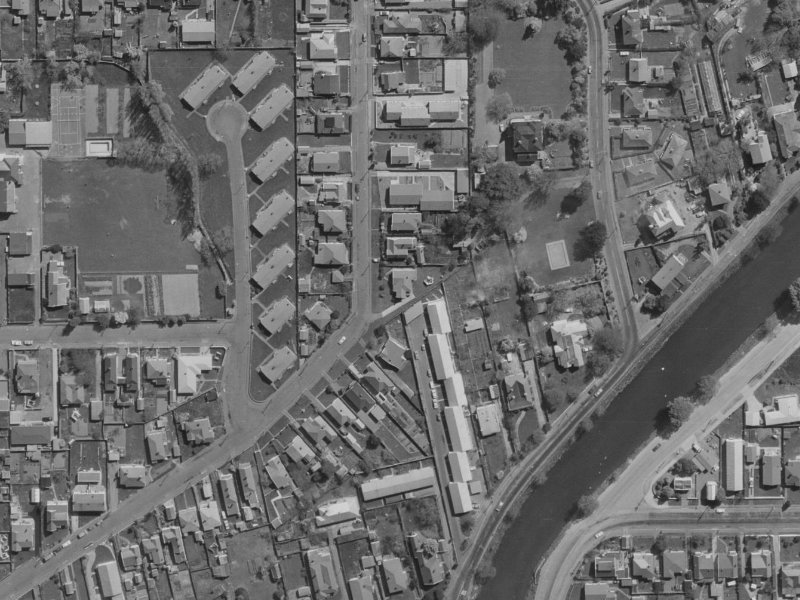 64 Vogel Street from the air, 1970-1974