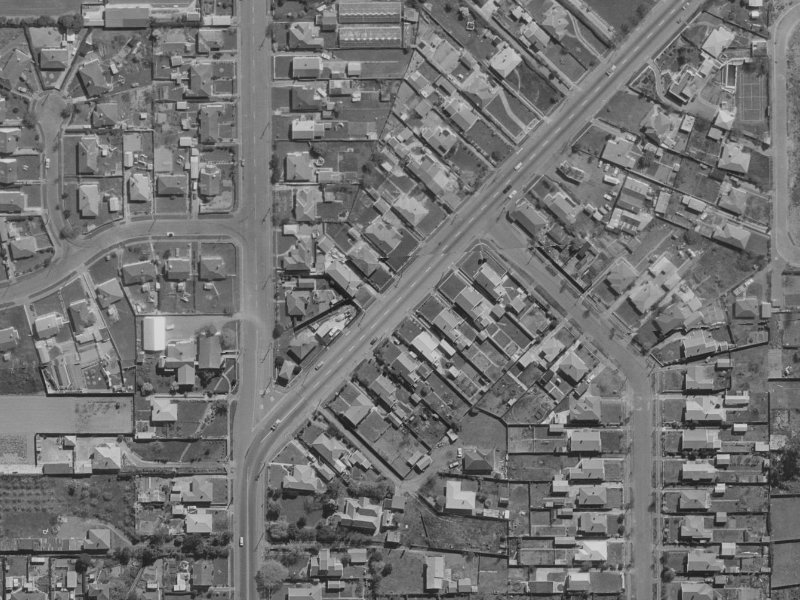 8A Wainoni Road from the air, 1970-1974