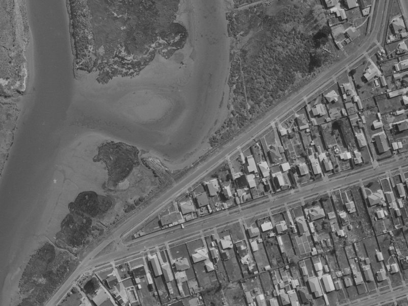 9-43 Kibblewhite Street from the air, 1970-1974