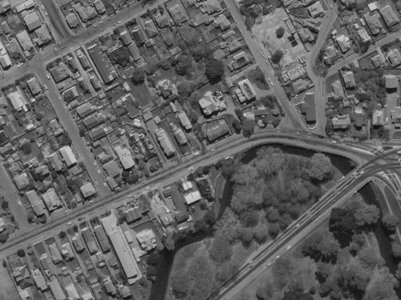 81 Carlton Mill Road from the air, 1970-1974