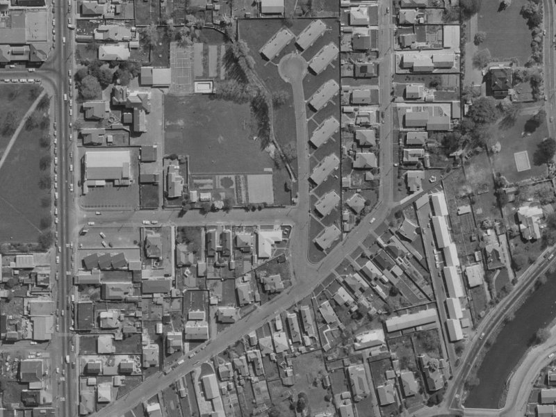35E Warwick Street from the air, 1970-1974