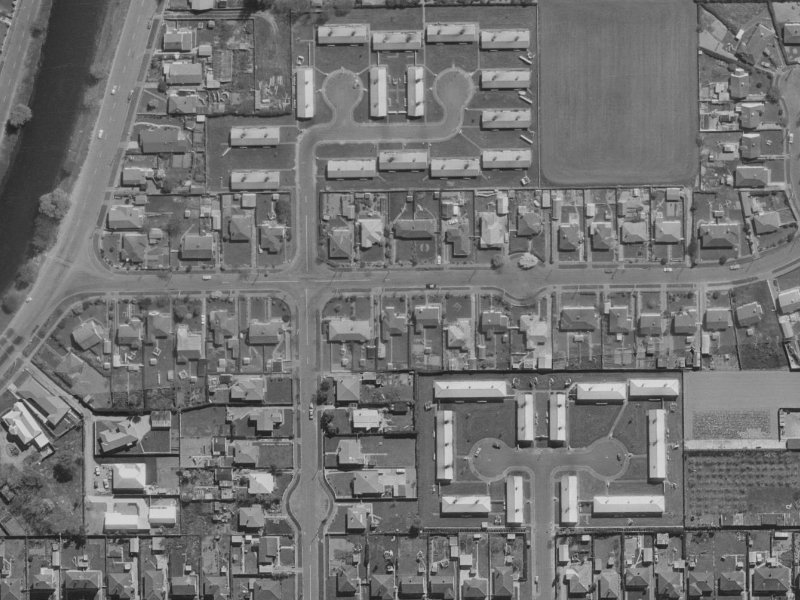 28 Holland Street from the air, 1970-1974
