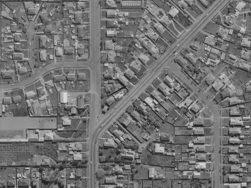 7 Wainoni Road from the air, 1970-1974