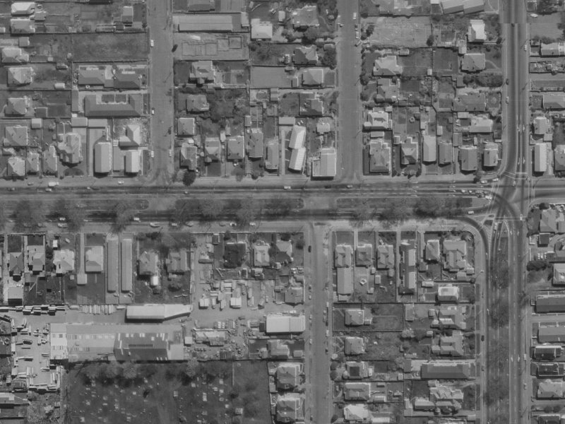 302-318 Bealey Avenue from the air, 1970-1974