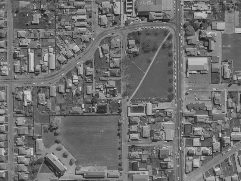 37 Pavitt Street from the air, 1970-1974