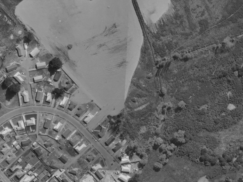 60 St Heliers Crescent from the air, 1970-1974