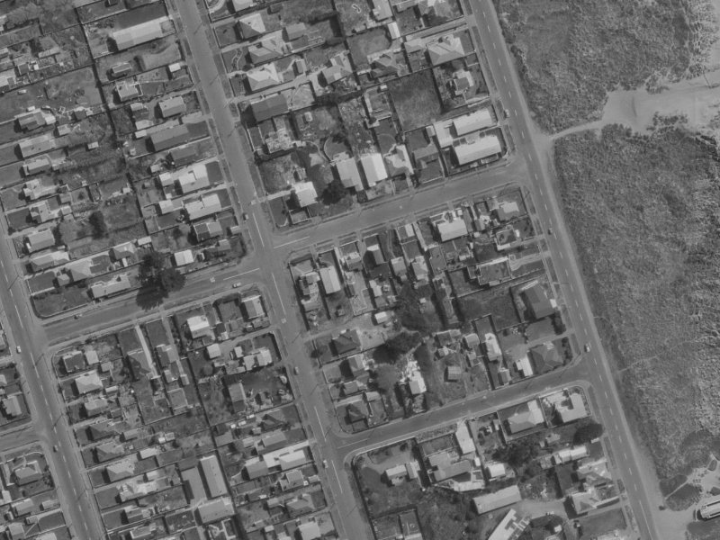 19 Bellamy Avenue from the air, 1970-1974