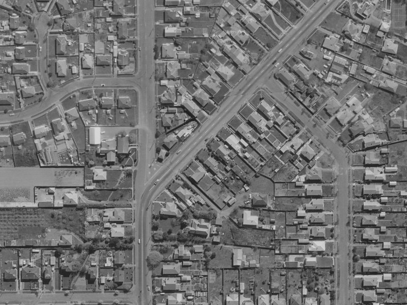 8 Wainoni Road from the air, 1970-1974