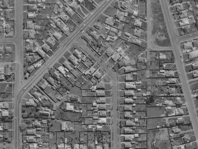 37 Pannell Avenue from the air, 1970-1974