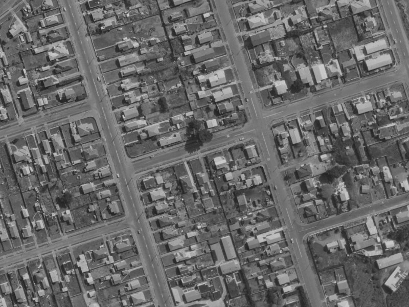 37 Bellamy Avenue from the air, 1970-1974