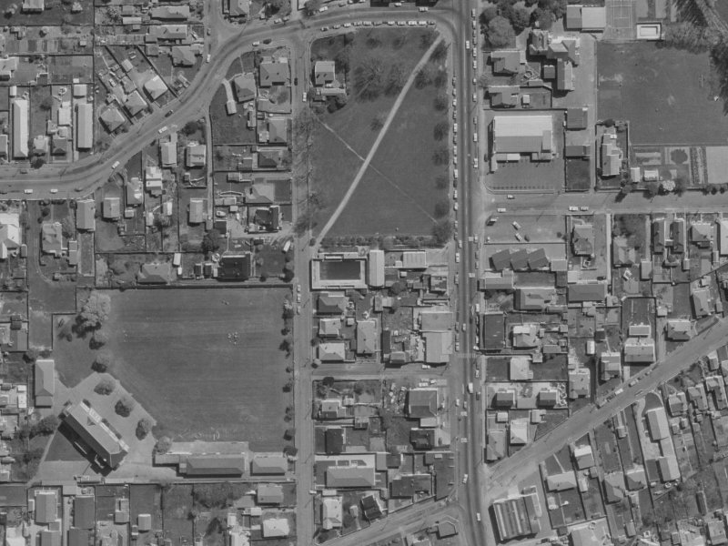 24 Pavitt Street from the air, 1970-1974