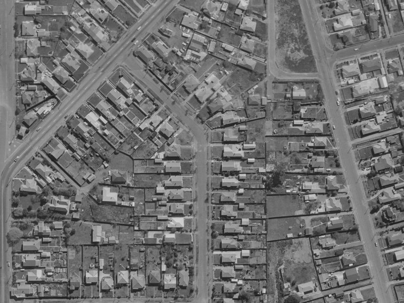 40 Pannell Avenue from the air, 1970-1974