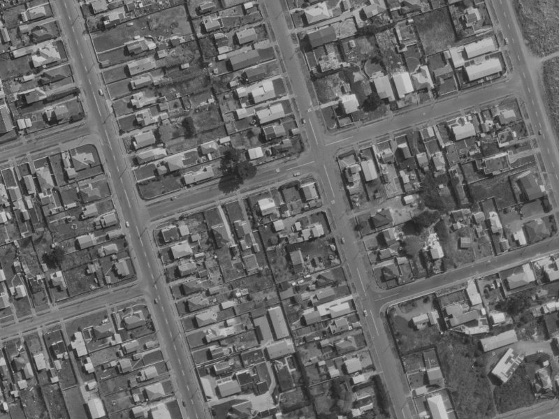 31 Bellamy Avenue from the air, 1970-1974