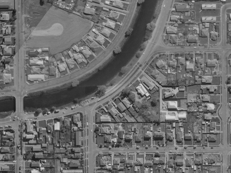692A Avonside Drive from the air, 1970-1974