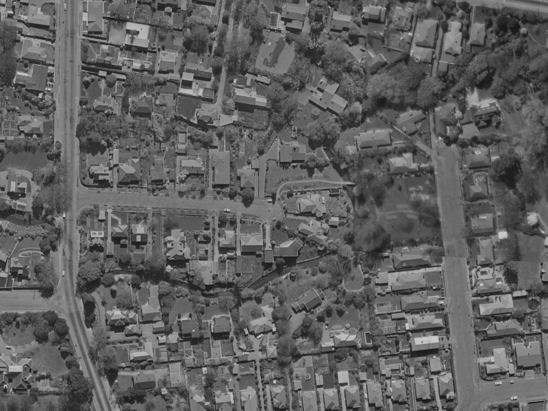 15B Royds Street from the air, 1970-1974