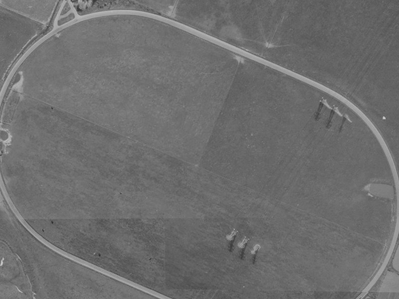 92 Sir John McKenzie Drive from the air, 1970-1974