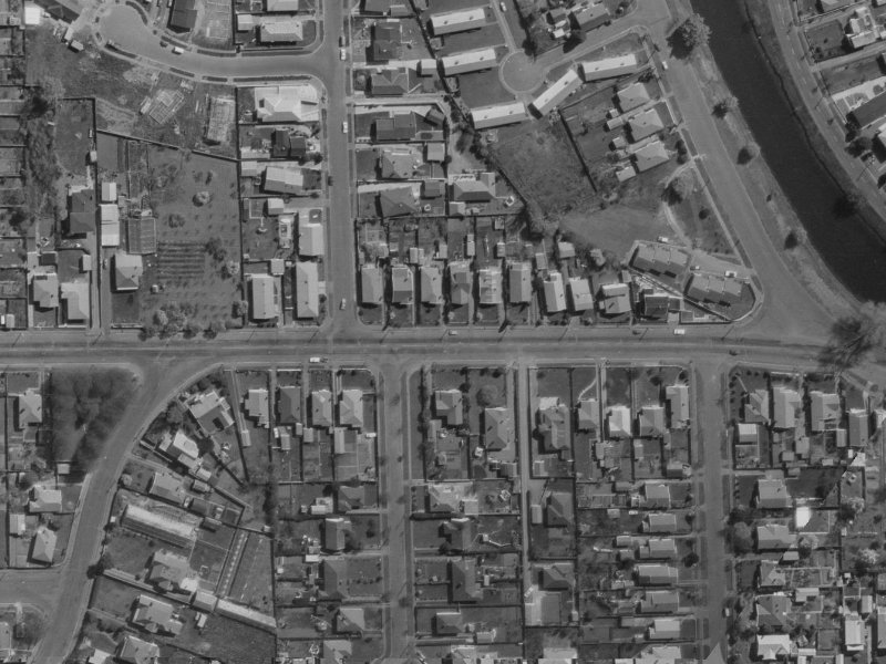 93 Retreat Road from the air, 1970-1974