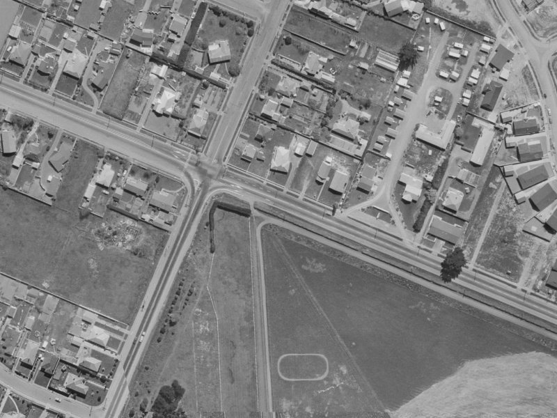 384 Yaldhurst Road from the air, 1970-1974