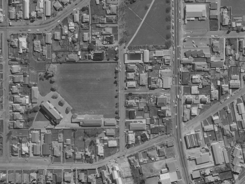 9-19 Pavitt Street from the air, 1970-1974