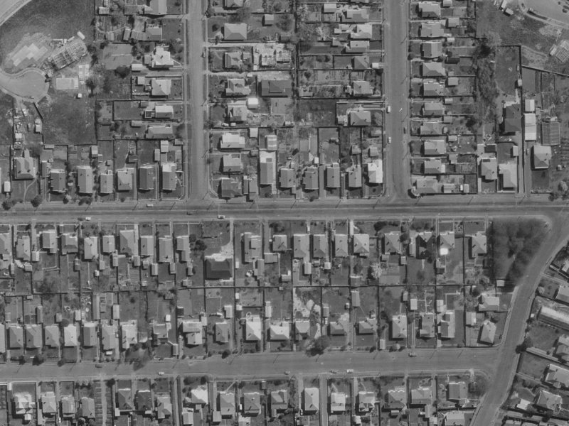 52-54 Retreat Road from the air, 1970-1974