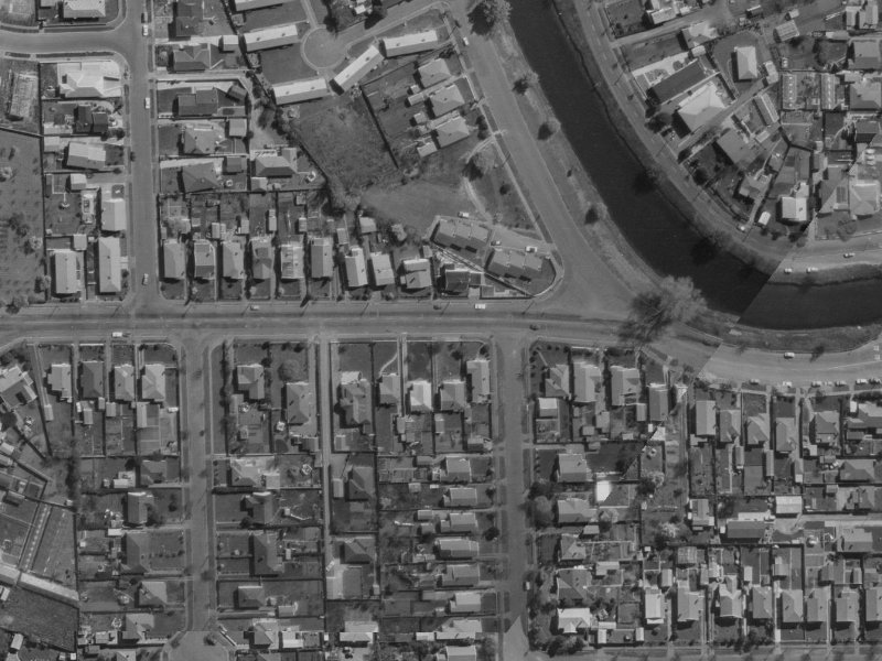 100 Retreat Road from the air, 1970-1974
