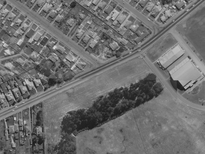 190 Pages Road from the air, 1970-1974