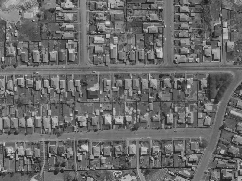 54 Retreat Road from the air, 1970-1974