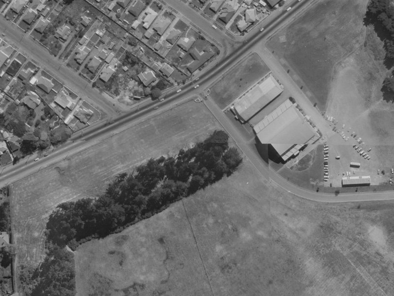 170 Pages Road from the air, 1970-1974