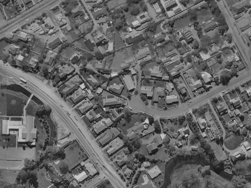 29 Desmond Street from the air, 1970-1974
