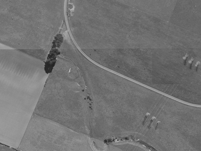 116 Sir John McKenzie Avenue from the air, 1970-1974