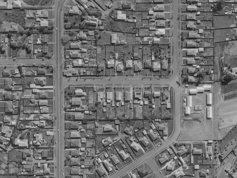8 Pannell Avenue from the air, 1970-1974