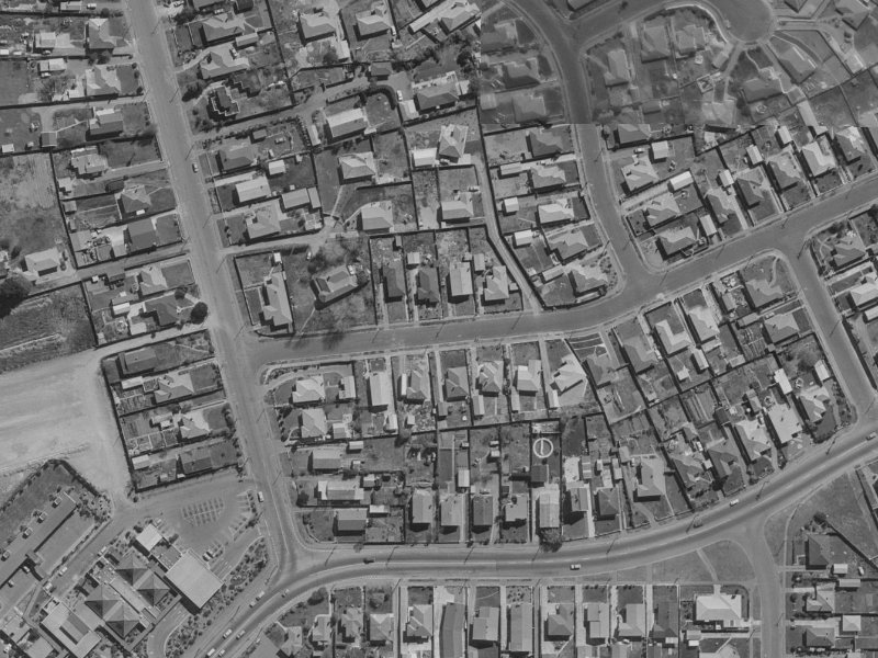 10 Vancouver Crescent from the air, 1970-1974