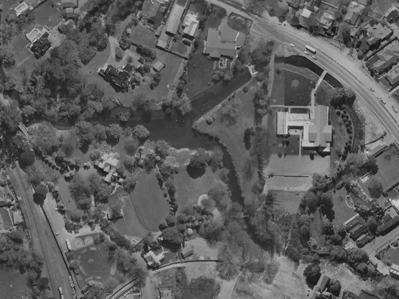 7 Fendall Lane from the air, 1970-1974