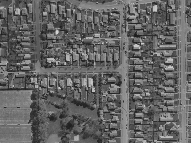 10 Lionel Street from the air, 1970-1974