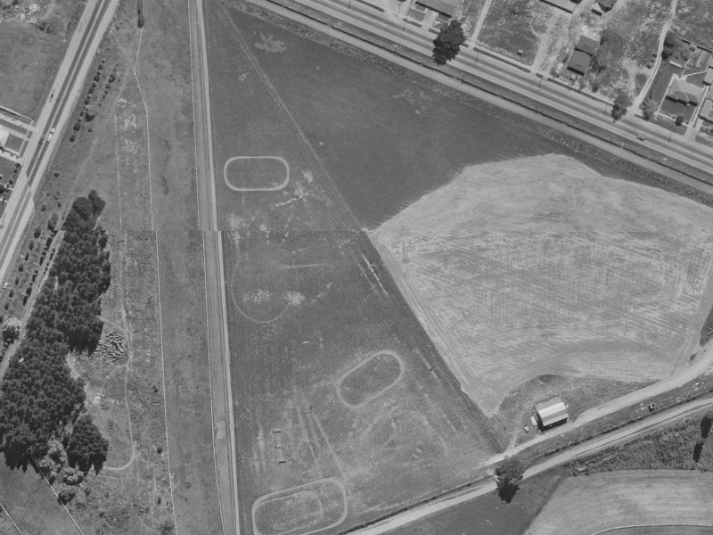 73 Manakura Street from the air, 1970-1974