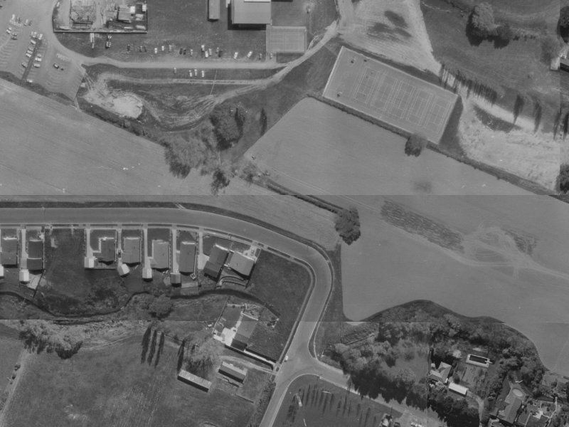 4 Parkstone Avenue from the air, 1970-1974